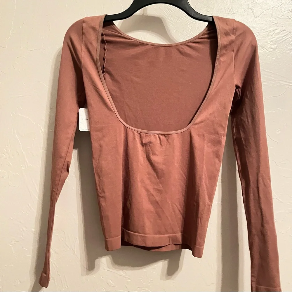 INTIMATELY FREE PEOPLE Low Back Seamless Long Sleeve in Withered Rose Sz M/L NWT